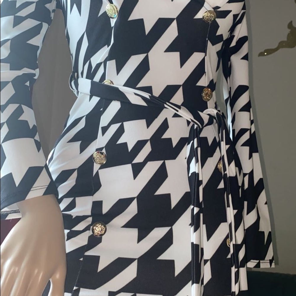 Women’s dresses